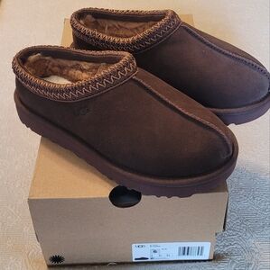 UGG Tasman Slipper